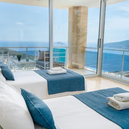 6 Bedroom *