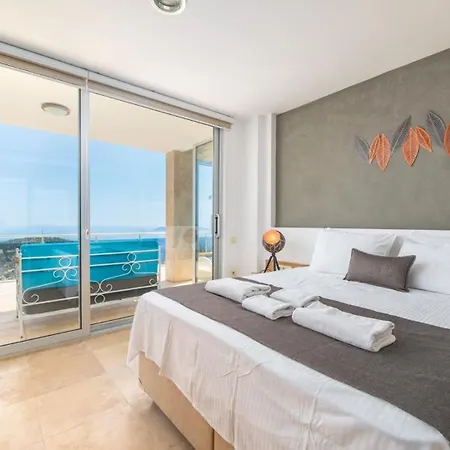 6 Bedroom * Kalkan
