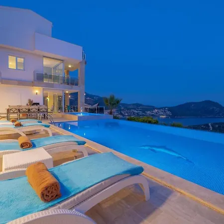 6 Bedroom Villa Kalkan